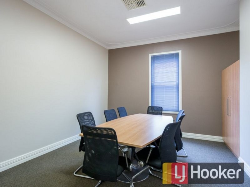 98 Beach Road, Bunbury WA 6230