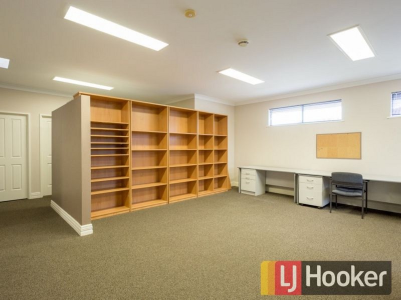 98 Beach Road, Bunbury WA 6230