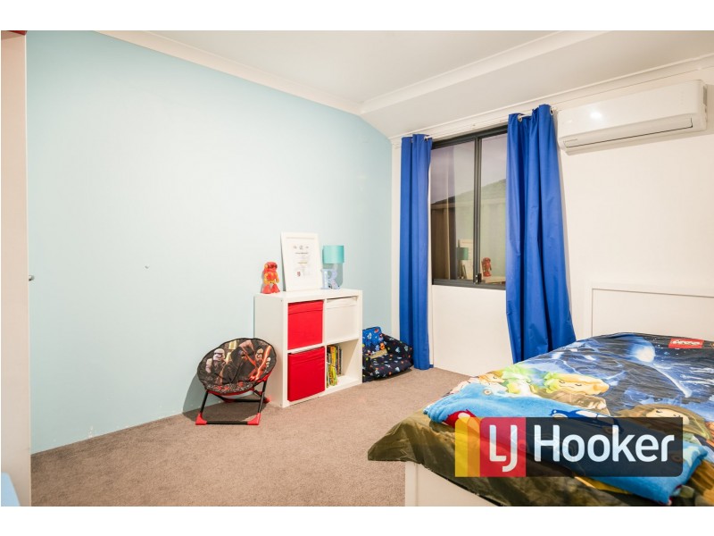 11 Lawson Road, Dalyellup WA 6230