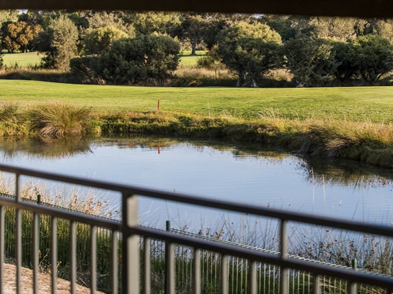 14 Gleneagles Way, Pelican Point WA 6230