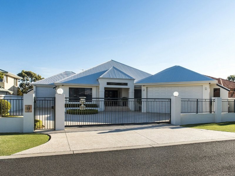 14 Gleneagles Way, Pelican Point WA 6230