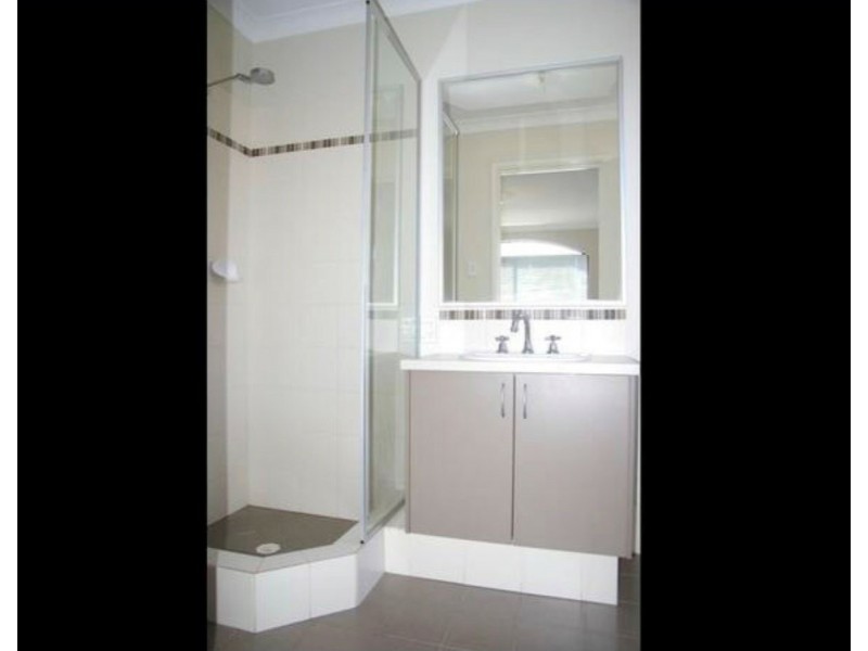 3 Oxley Pass, Dalyellup WA 6230