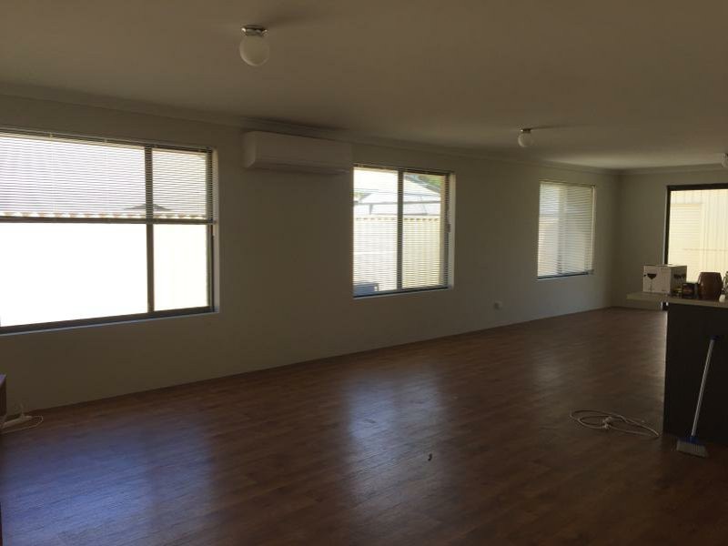 3 Oxley Pass, Dalyellup WA 6230