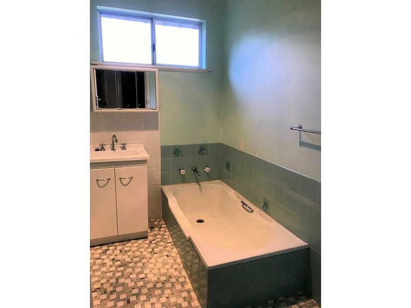 25 MacQueen Crescent, South Bunbury WA 6230