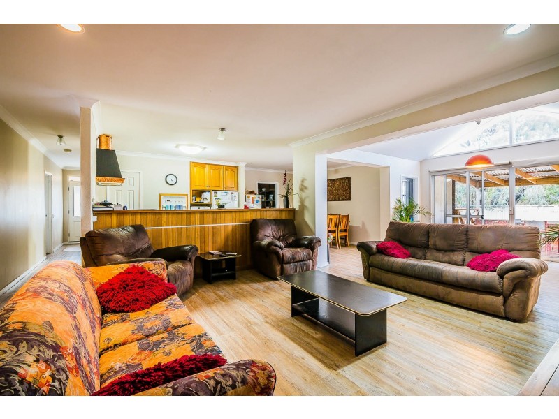 3 Cecil Street, Australind WA 6233