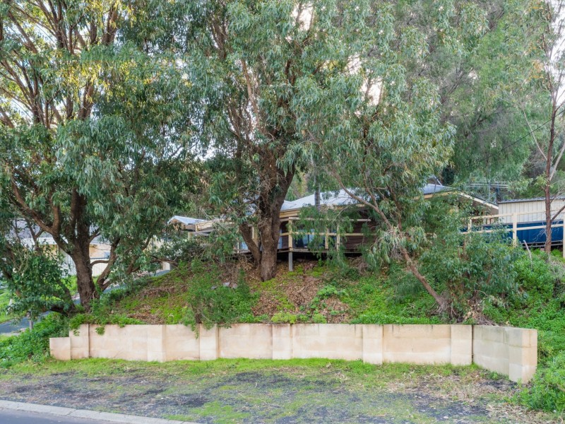 6 Burcham Drive, Binningup WA 6233