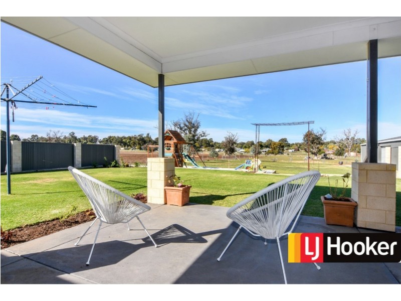 33 Ewing Road, Allanson WA 6225