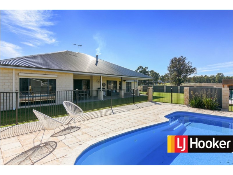 33 Ewing Road, Allanson WA 6225