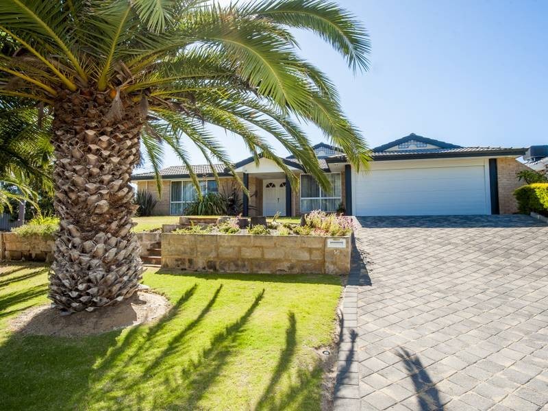 95 Lucy Victoria Avenue, Australind WA 6233