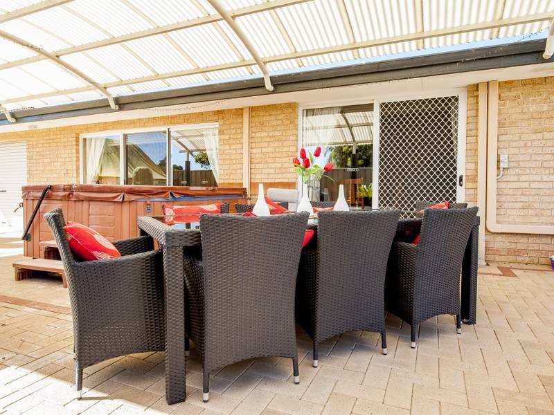 95 Lucy Victoria Avenue, Australind WA 6233