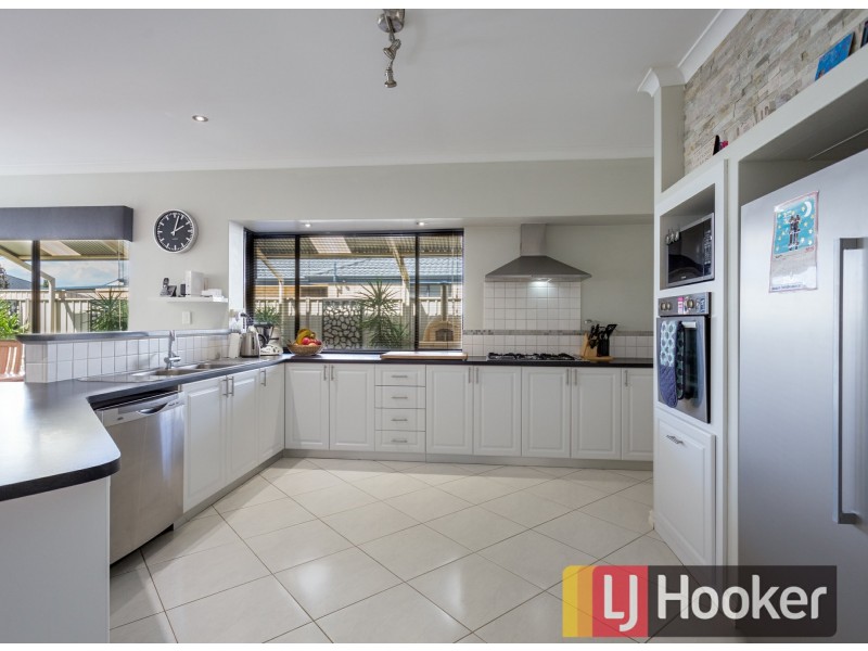 11 Pearl Link, Australind WA 6233