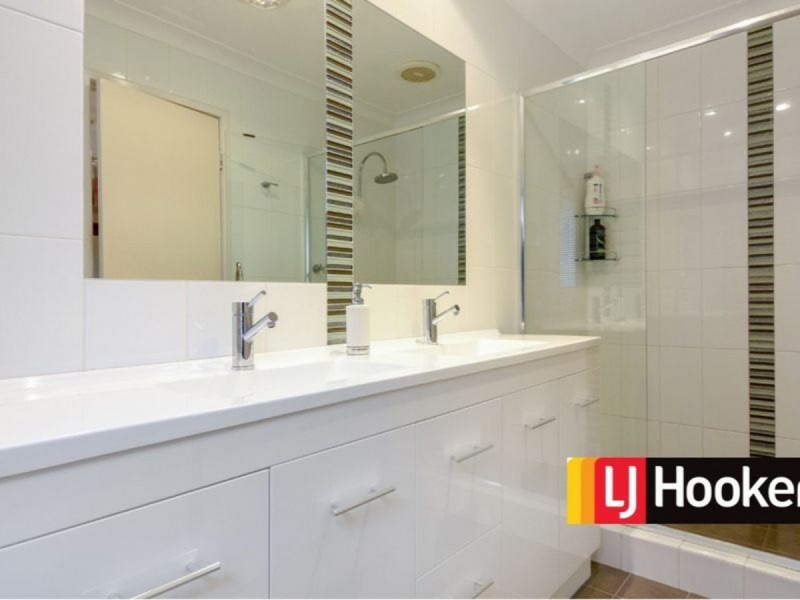 77 Swanstone Street, Collie WA 6225