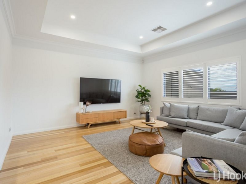 33 Marlston Drive, Bunbury WA 6230