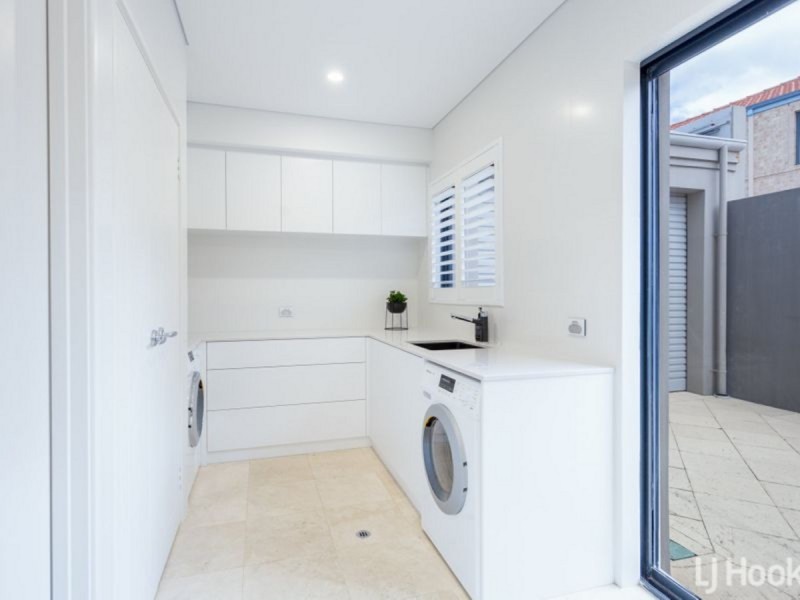 33 Marlston Drive, Bunbury WA 6230