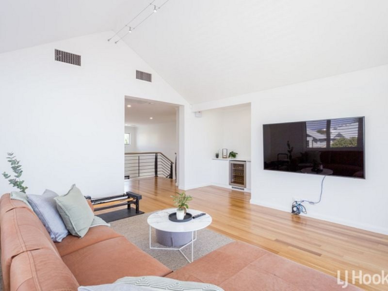 33 Marlston Drive, Bunbury WA 6230