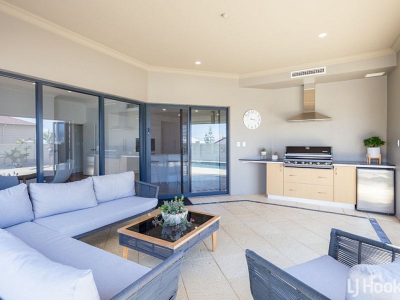 33 Marlston Drive, Bunbury WA 6230