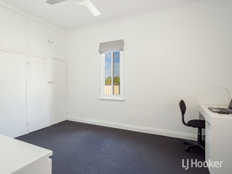 27 Steere Crescent, Carey Park WA 6230