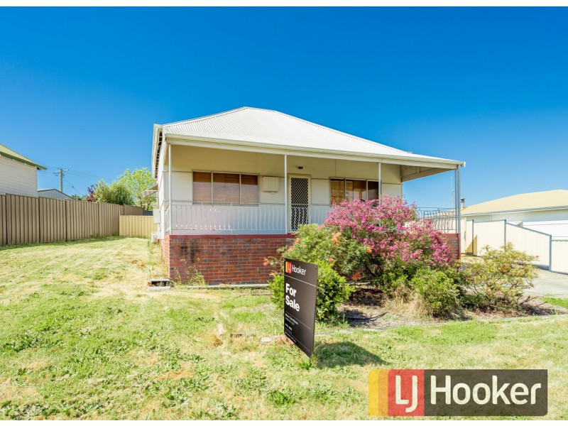 66 Deakin Street, Collie WA 6225
