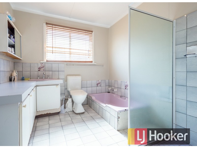 66 Deakin Street, Collie WA 6225