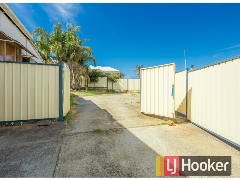 66 Deakin Street, Collie WA 6225