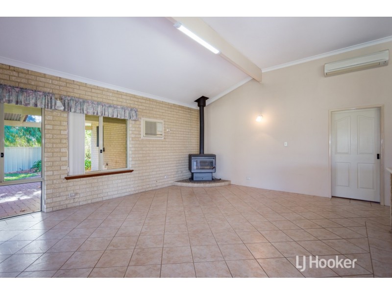 2 Birkdale Place, Pelican Point WA 6230