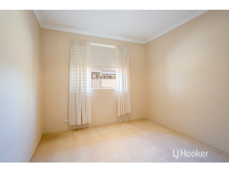 2 Birkdale Place, Pelican Point WA 6230