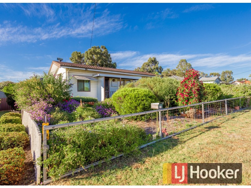 23 Simpson Street, Collie WA 6225