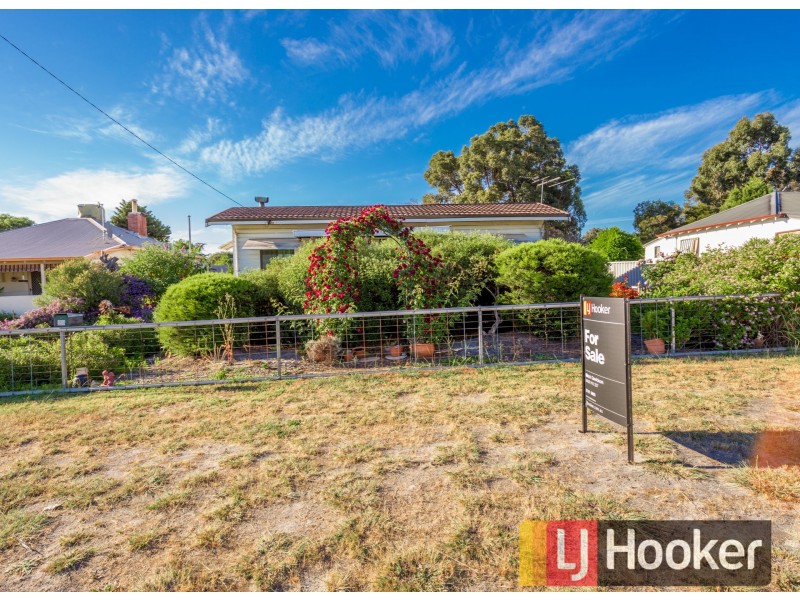 23 Simpson Street, Collie WA 6225