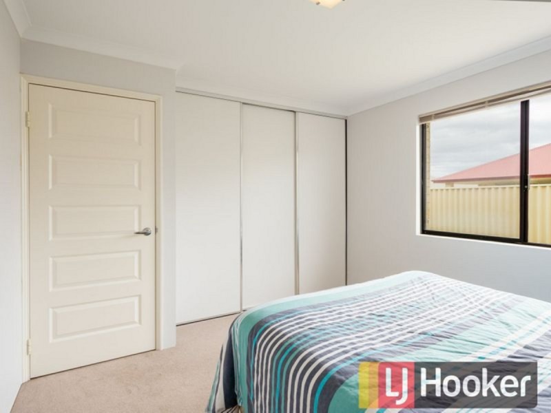 13 Diamond Street, Dalyellup WA 6230