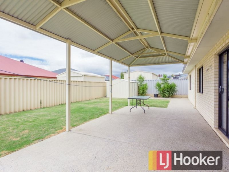 13 Diamond Street, Dalyellup WA 6230