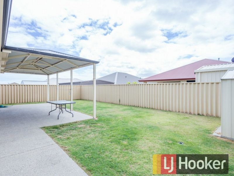 13 Diamond Street, Dalyellup WA 6230