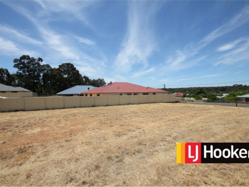 5 Evans Street, Collie WA 6225