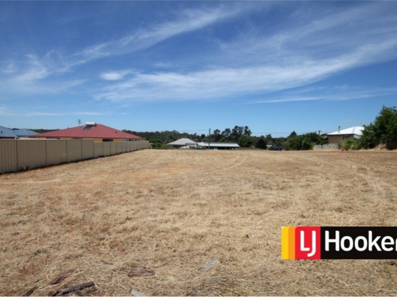 5 Evans Street, Collie WA 6225