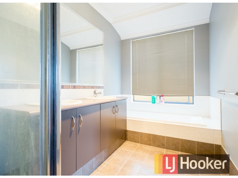 19 Denison Link, Millbridge WA 6232