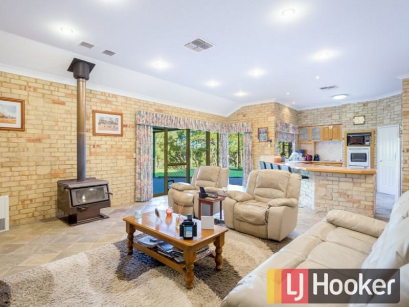 36 Banks Avenue Harris River, Collie WA 6225