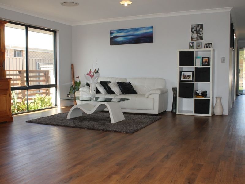 48 Range Rd, Capel WA 6271