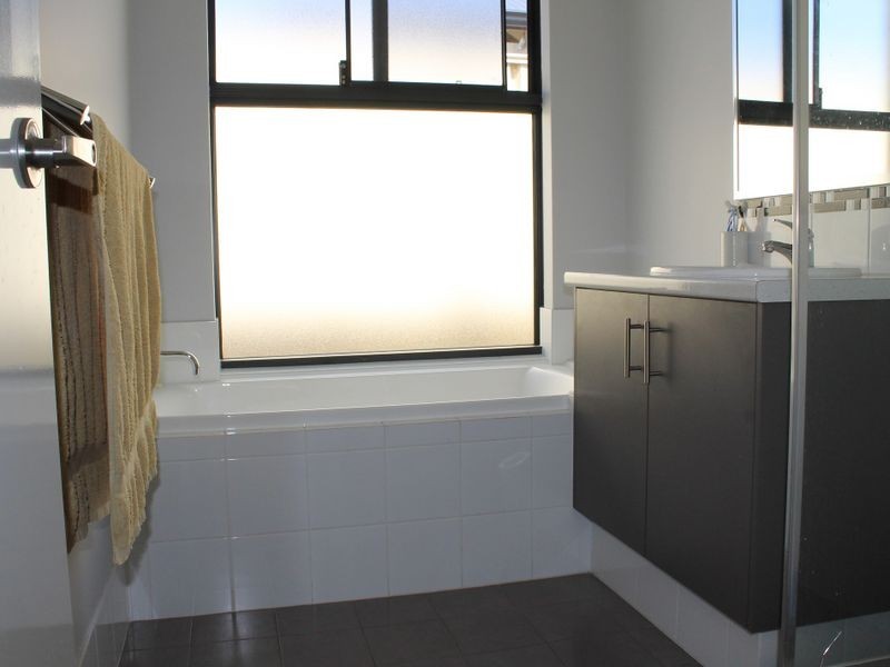 48 Range Rd, Capel WA 6271