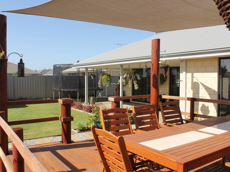 48 Range Rd, Capel WA 6271