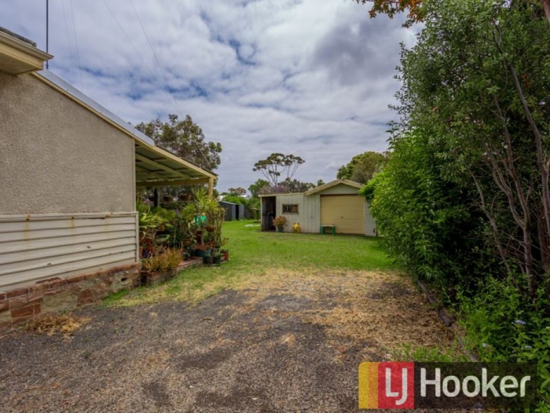 5 Lowe Street, Carey Park WA 6230