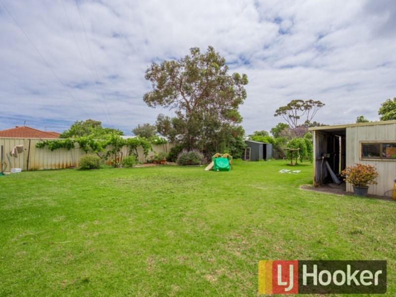 5 Lowe Street, Carey Park WA 6230