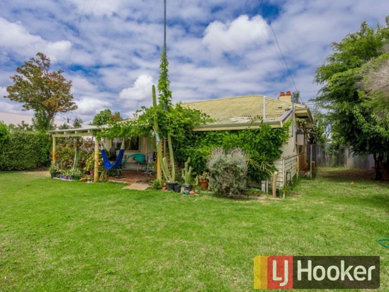 5 Lowe Street, Carey Park WA 6230