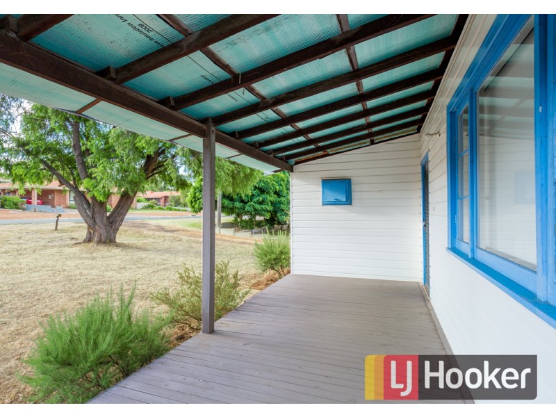 92 Swanstone Street, Collie WA 6225