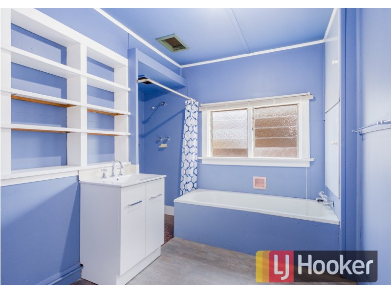 92 Swanstone Street, Collie WA 6225