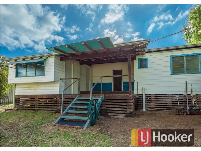 92 Swanstone Street, Collie WA 6225