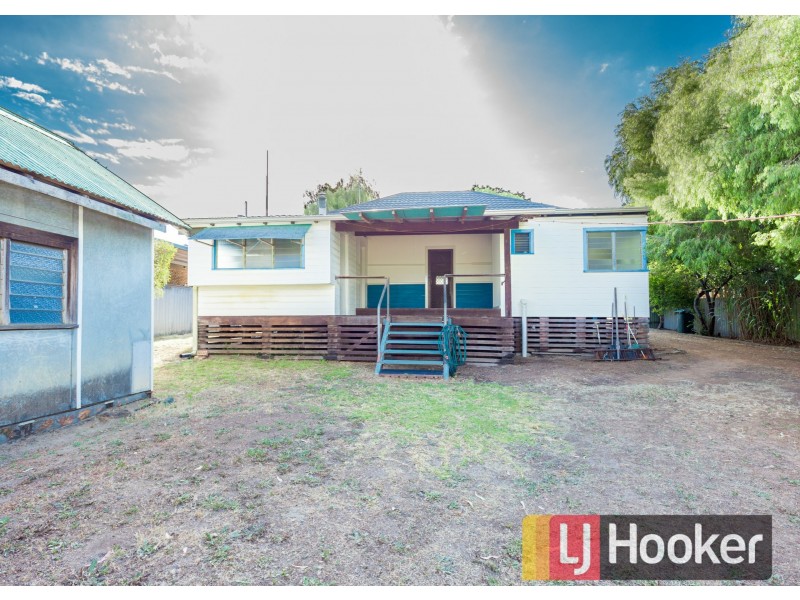 92 Swanstone Street, Collie WA 6225