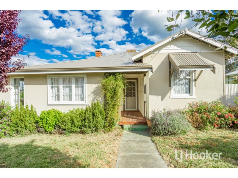 6 Moore Street, Collie WA 6225