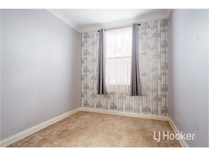 6 Moore Street, Collie WA 6225