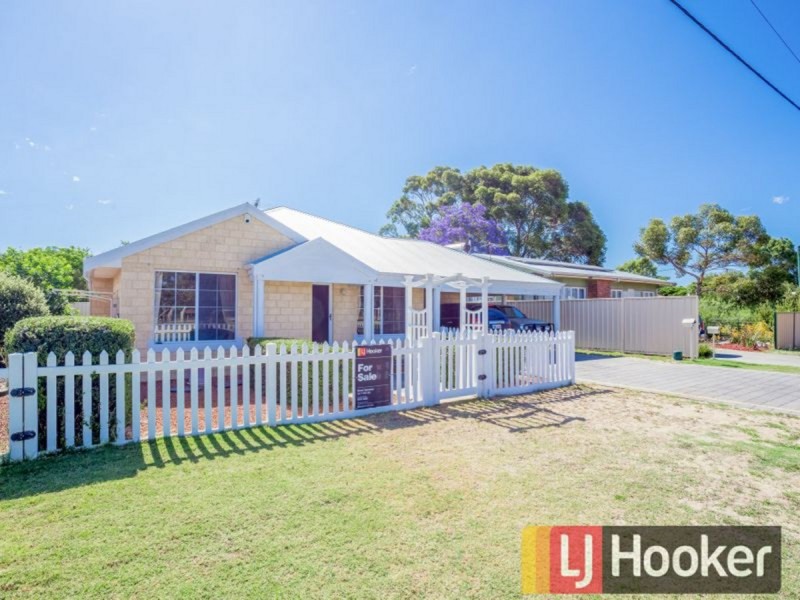 26 Dixon Street, Carey Park WA 6230