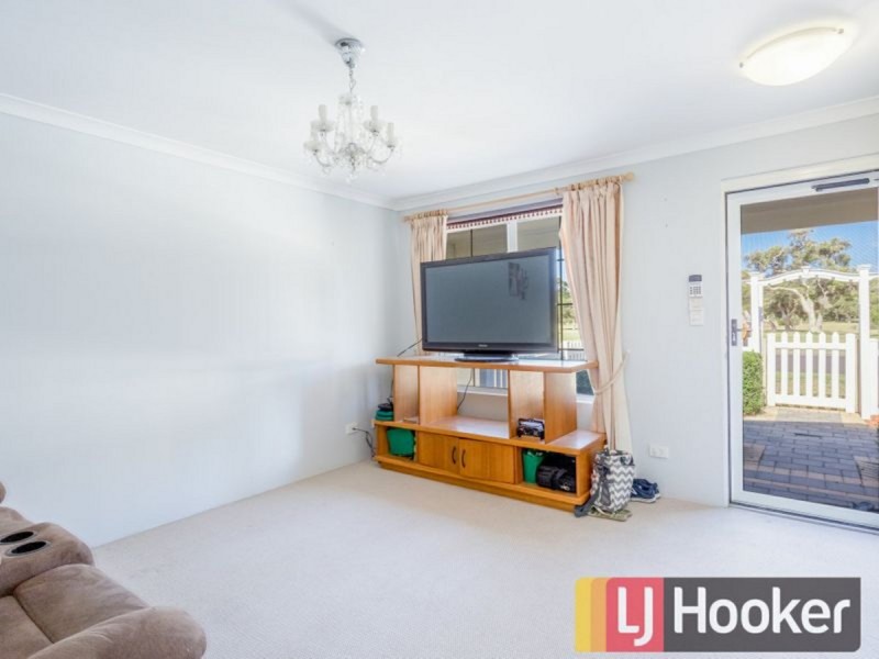 26 Dixon Street, Carey Park WA 6230