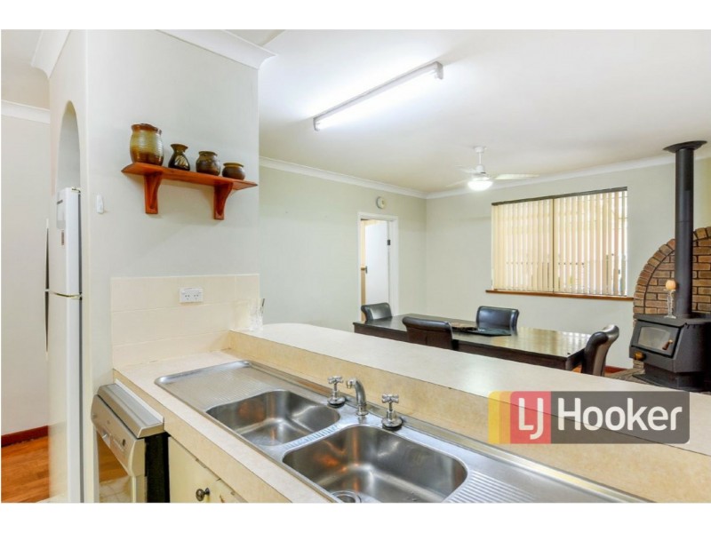 34 Raymond Street, Collie WA 6225